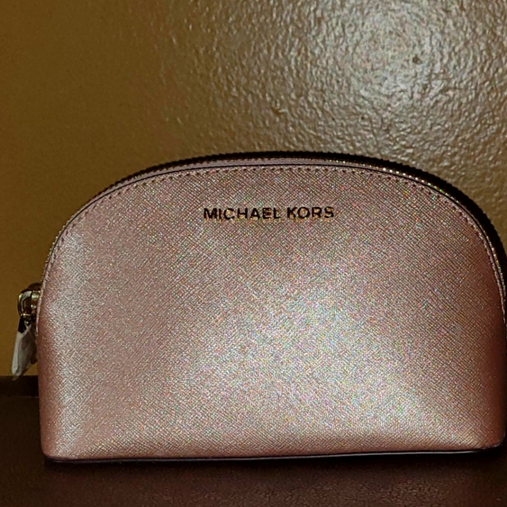 New Micheal Kors make-up pouch